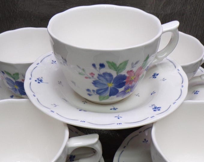 2603 Nikko Blossomtime Blue Peony Swirl 10 pc Set 5 Cups & 5 Saucers - Fine Bone China - Great Condition