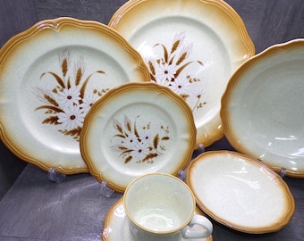 2605 Meadowland Daisy Wheat Ironstone Choose from List: