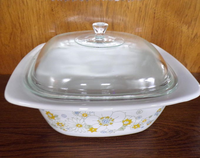 2506 Corning Ware P-34-B Floral Bouquet 4 Quart Dutch Oven Covered Casserole with Pyrex Clear Lid - Great Condition