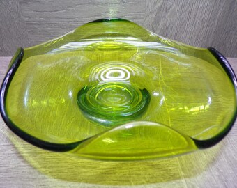 2606 Viking 7" Epic Green Glass Vintage Footed Curvy Bowl