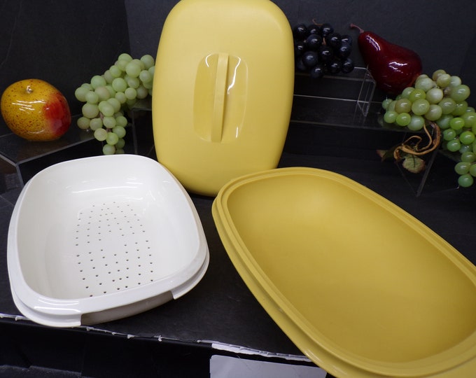 2502 Tupperware Microwave Steamer 11.5"x 8" Vintage Oval Serving Bowl 3 Pc Harvest Gold Yellow - Good Condition No Stains