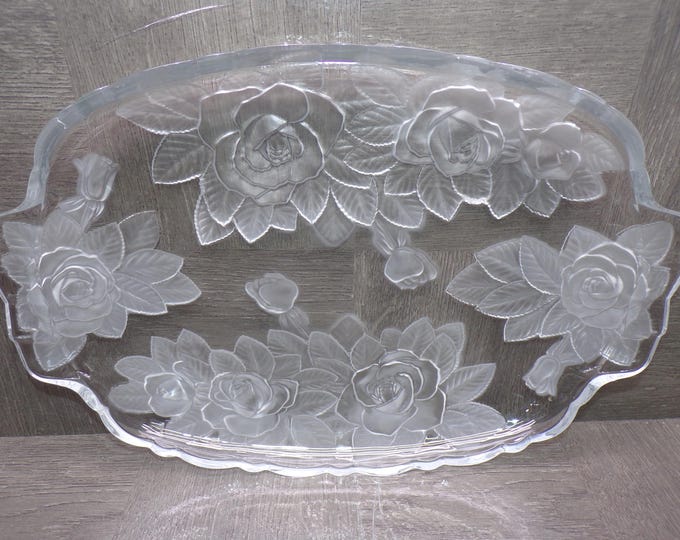 2602 Mikasa Home Beautiful WY001/349 Rose Pearls Clear / Frosted 13" Oblong Tray - Great Condition in Original Box