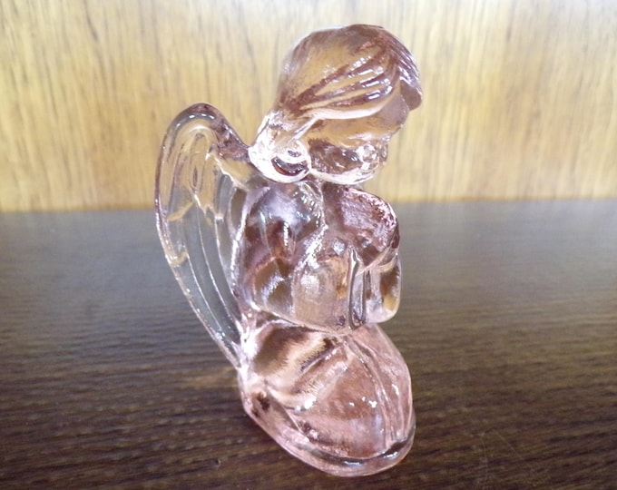2501 Mosser Glass 3.5" Peach / Pink Vintage Kneeling Praying Angel - Great Condition
