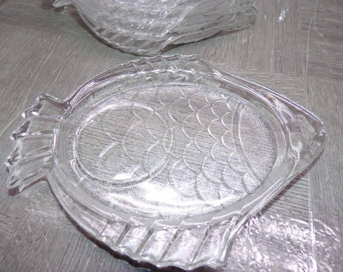 2603 Clear Textured Glass Vintage 7.5"x5.5" Fish Snack Tray Plates Set of 6 - Great Condition