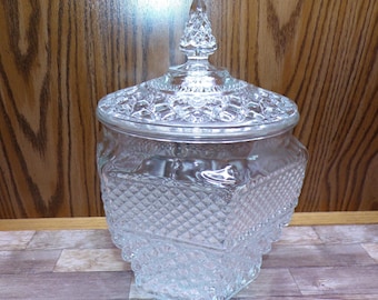 2509 Anchor Hocking Wexford Crystal Vintage 10.5" Cookie / Biscuit Jar with Lid - Great Condition