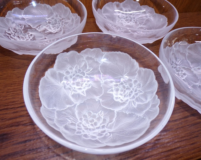 2504 Mikasa Hoya 6" Frosted Raised Floral Bowls Set of 4 - Very Beautiful - Excellent Condition