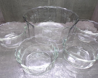 2604 Anchor Hocking Fairfield Clear Paneled Vintage Glass Set of 5 Serving Bowls