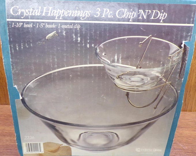 2504 Indiana Glass Crystal Happenings 3 pc Chip-N-Dip Set - 10" Glass Bowl, 5" Glass Bowl & Metal Hanger - Great Condition in Original Box