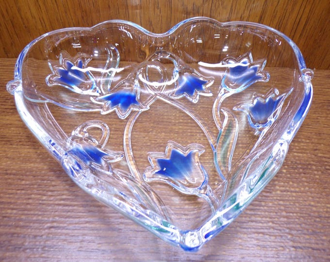 2506 Mikasa Bluebells Heart Dish 10" Green/Blue Floral Design Serving Platter Tray - Great Condition