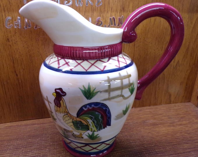 2506 Young's Heartfelt Kitchen Creations Vintage Rooster 9.5" Pitcher - Good Condition 2 Chips on Base