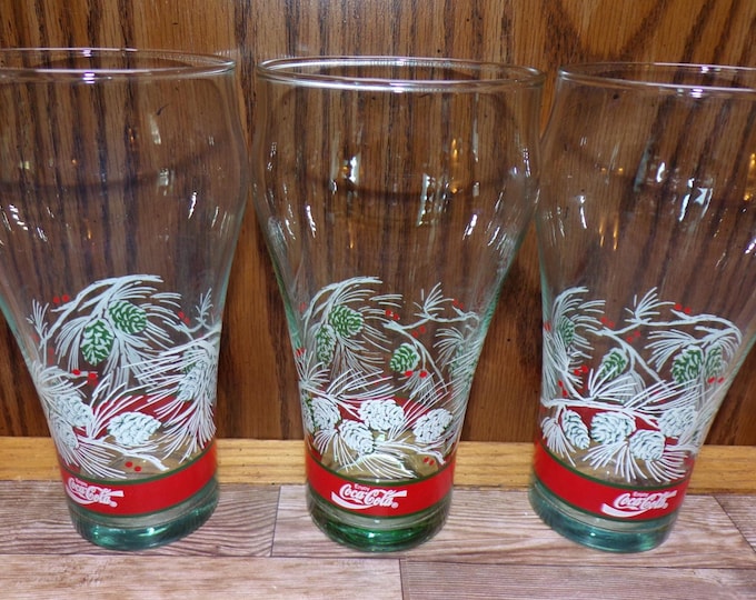 2509 Libbey Glass Holiday Christmas Winter Pinecone 16 oz. 6" Tumbler Set of 3 Green Tinted Coca-Cola Coke Glasses - Great Condition