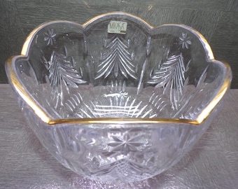 2608 Mikasa Vintage Lead Crystal Holiday Evergreen Pine 8" Decorative Bowl Scalloped Gold Rim