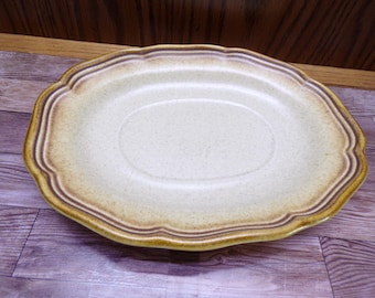 2605 Mikasa Whole Wheat E8000 Oven to Table Stoneware 8"x7" Oval Under-Plate for Gravy Boat - Great Condition