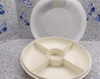 2312 Tupperware Divided Dish 10" Wide x 3.25" Tall Almond Container with Frosted Clear Lid Vintage - Great Condition