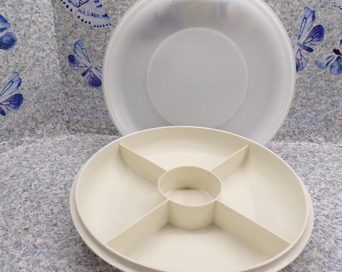 2312 Tupperware Divided Dish 10" Wide x 3.25" Tall Almond Container with Frosted Clear Lid Vintage - Great Condition