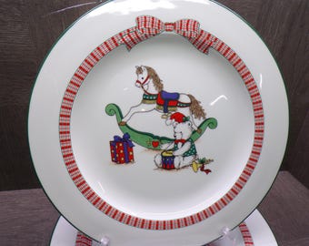 2604 Anchor Hocking Holiday Memories Dinnerware 10.5" Dinner Plates Set of 4