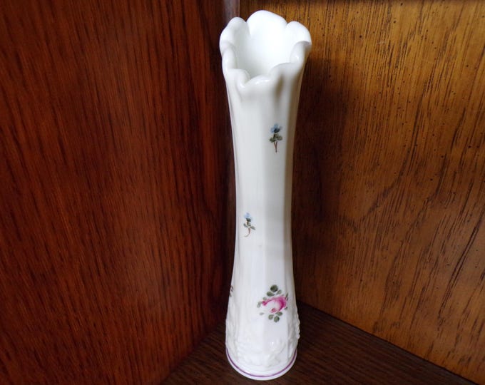 2506 Westmoreland Milk Glass 9" Vintage Raised Grape & Leaf Bud Vase with Hand painted Flowers - Great Condition
