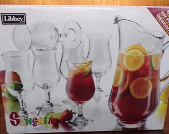 2503 Libbey Glass "Sangria" 7 pc Drink Set - 11" 76 oz Pitcher and (6) 7" 10.5 oz Footed Glasses - Clear Glass - New in Box - Made in USA