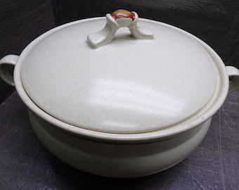 2609 Hearthside Floral Expressions Vintage Stoneware 8" Covered Casserole Bowl Hand-painted
