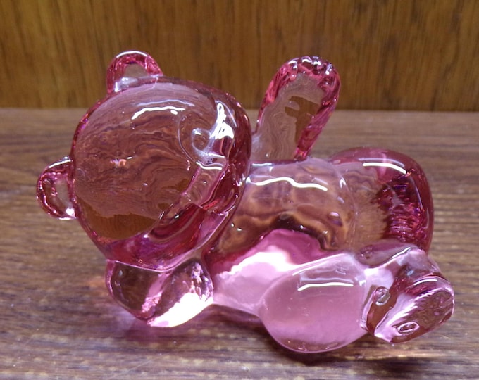 2501 Fenton Glass 4" Dusty Rose Reclining Pink Bear - Great Condition