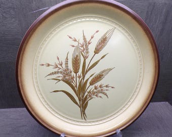 2606 Arita Country Kitchen #4339 Honey Wheat 12" Round Vintage Serving Platter