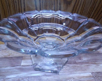 2508 LE Smith Clear Panel Glass 10" x 5" Tall Footed Fruit Bowl Scalloped Edge - Good Condition Light Scratches