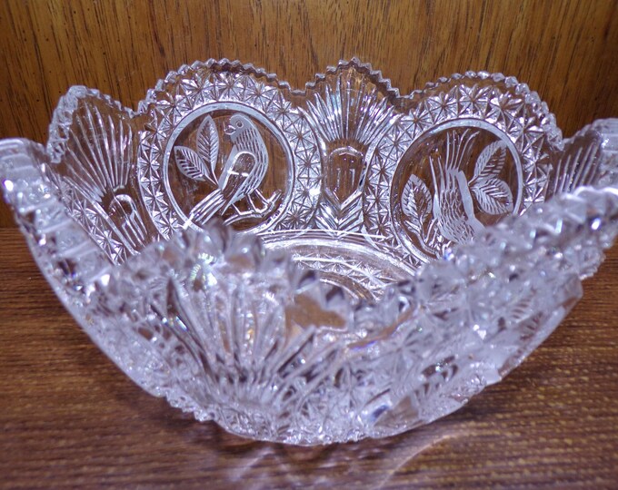 2507 Hofbauer Byrdes (birds) 24% Lead Crystal 8.5" Vintage Bowl Scalloped Sawtooth Rim w/ Etched Birds 4" Deep - Great Condition