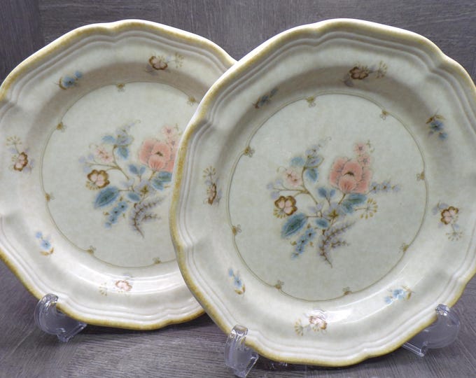 2603 Mikasa Country Charm FG002 Tennessee 8" Salad / Snack Plate Set of 2 - Good Condition
