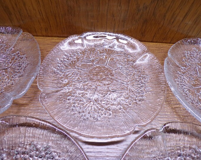 2501 Dansk Cow Parsley Floriform Vintage Clear Glass 7.5" Scalloped Rim Lunch / Salad Plates Set of 5 Made in Italy - Excellent Condition
