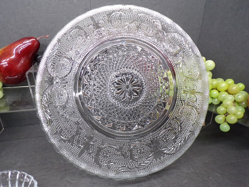 2311 Holiday Time 2 Pc Party Set Relish/ Chip & Dip Set 12 Platter and