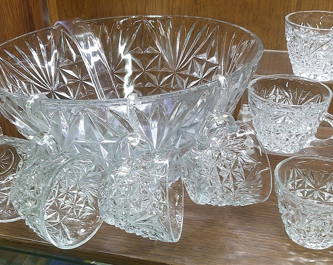 2503 Anchor Hocking Arlington Punch Bowl 26 pc Vintage Set- 6 qt Bowl, Plastic Ladle, 12 Hooks & 12 Cups- Great Condition