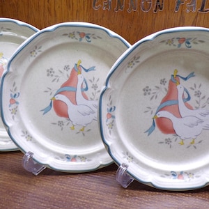 2507 International Tableworks Marmalade 7.75&quot; Stoneware Salad / Snack Plates Set of 3 Goose & Fruit Made in Japan - Great Condition