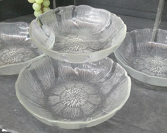 2505 Arcoroc Fleur (Flower) 8" Vintage Flat Bowls Set of 5 - Made in France - Great Condition