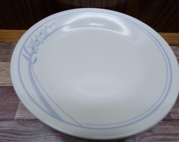 2511 Corelle Blue Lily Cream 6.75" Bread Plates Set of 9 - Great Condition