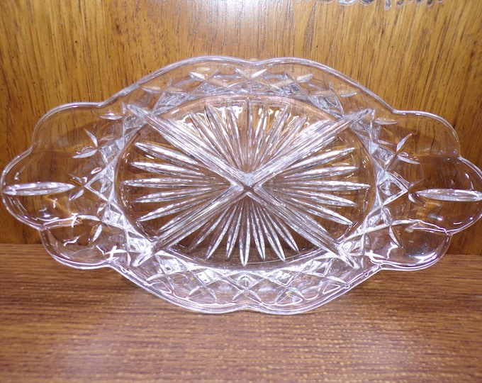 2506 Beautiful Heavy 24% Lead Crystal 12" x 7" Oval Divided Dish w/ Handles - Great Condition
