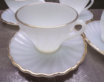 2606 Anchor Hocking Vintage White Milk Glass Swirl 8 pc Set 4 Cups & 4 Saucers