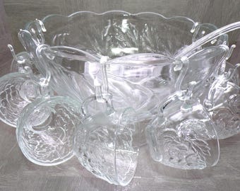 2606 Gibson Concord Harvest 27 pc Punch Bowl Set