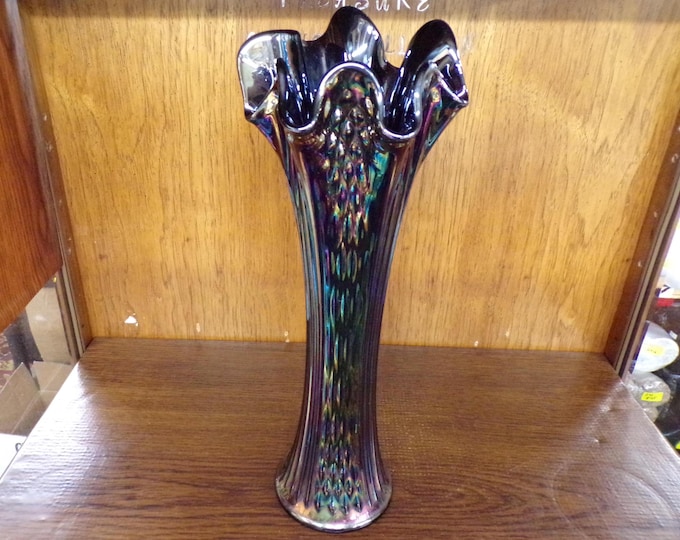 2501 Fenton Vintage Iridescent Amethyst Carnival Glass 15.5" Diamond Point & Ribbed Swung Vase w/Stamp - Great Tones Great Condition