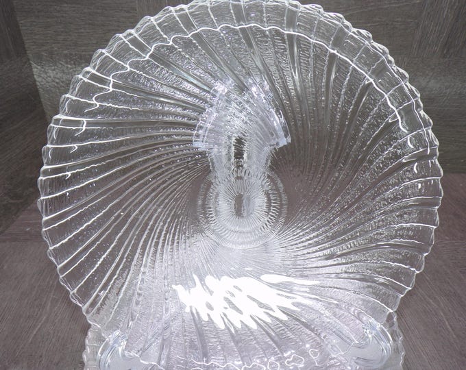 2602 Arcoroc Seabreeze Swirl Vintage Tempered Glass 7.5" Salad / Snack Plates Set of 6 Made in France - Great Condition