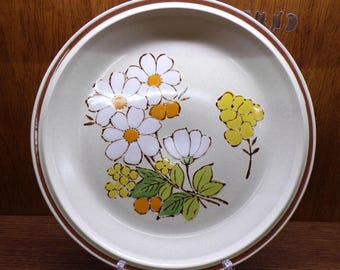 2504 Hearthside Floral Expressions Summertime 12" Hand-painted Stoneware Platter - Mixed Floral on Sand w/ Brown Rim - Great Condition