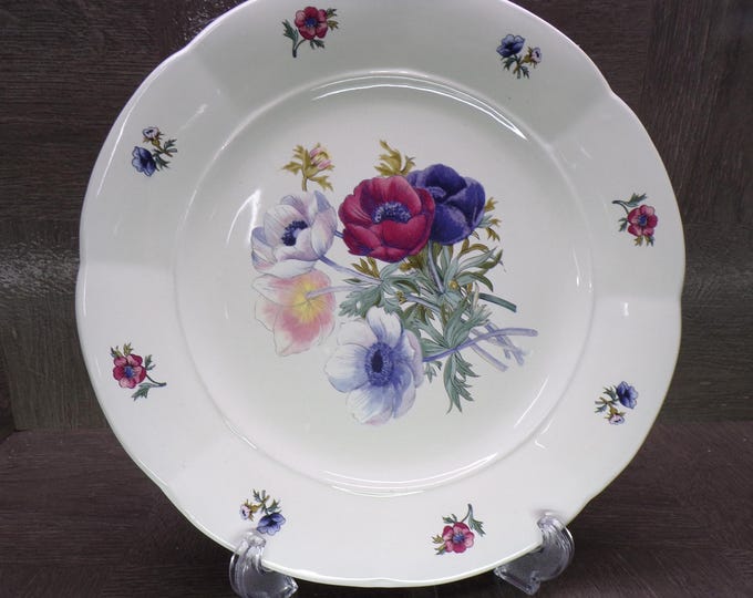 2602 Gibson Meridian One Vintage 1996-2000 Discontinued 10.5" Dinner Plate Blue, Red, Purple Floral - Excellent Condition
