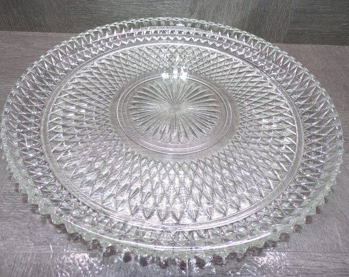 2603 Indiana Glass 12" Diamond Point Vintage Hostess Plate Serving Tray Platter - Great Condition