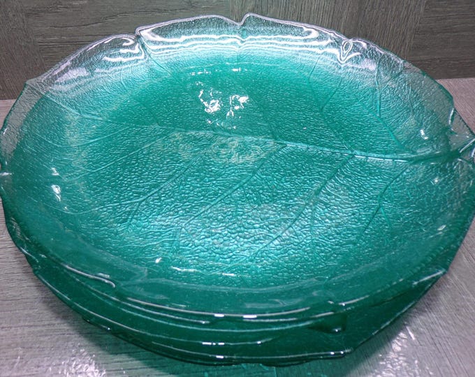 2605 Arcoroc Aspen Leaf Vintage 9.5" Turquoise / Teal Green Textured Glass Plates Set of 7