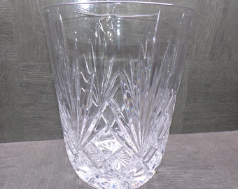 2608 Toscany 9" Vintage Pineapple Diamond Cut Lead Crystal Vase