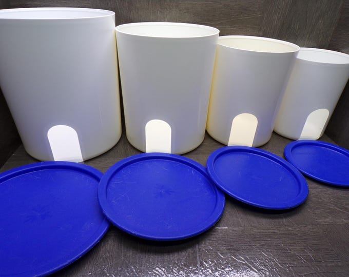 2311105 Tupperware One Touch Reminder Window Canisters White w/Blue Lids 8 Piece Set USA - Have Many Scratches Still Look Good Seal Tight