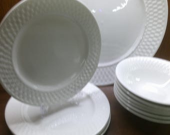 2411 Oneida White Wicker Dinnerware - Good Condition Light Scratches - Choose from List: