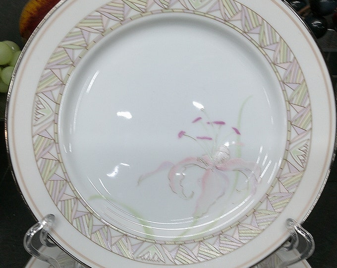 2403 Pink Lily Bouquet Collection 8" Salad / Lunch / Snack Plates Set of 4 by Lenox - Platinum Band- Excellent Condition