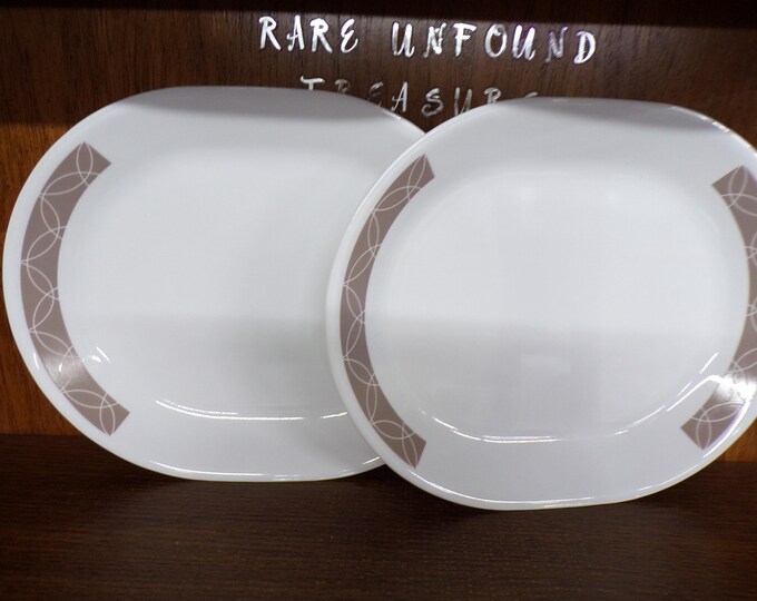 2505 Corelle Pair of Sand Sketch 12" Platters - Great Condition
