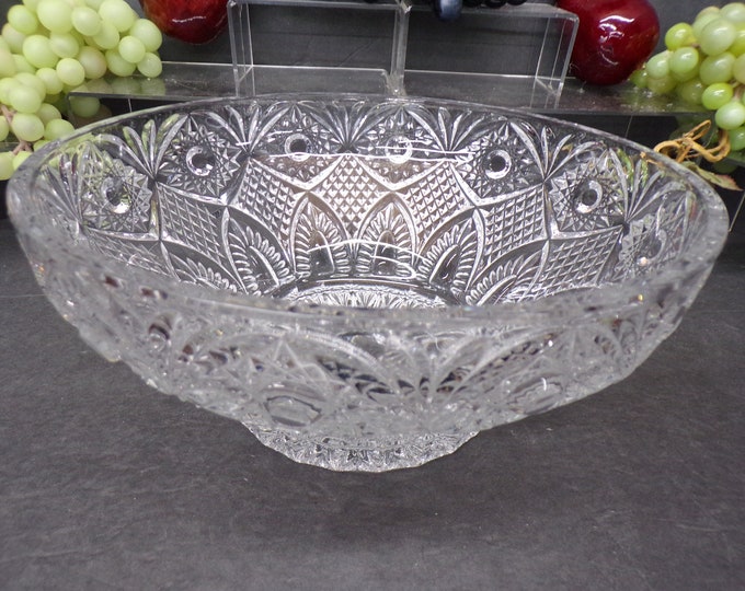 2311 Hobstar & Diamond Pattern Vintage 10" 24% Lead Crystal Serving Bowl - Couple Scratches in Bottom - No Chips or Cracks