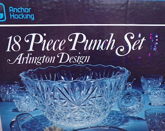 2606 Anchor Hocking Arlington 18 pc Vintage Punch Bowl Set